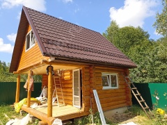 Сруб бани с мансардой 25 м²